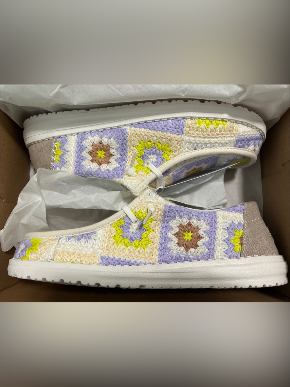 NWT Hey Dude Sz 9 Womens Moccasins - Picture 2 of 12